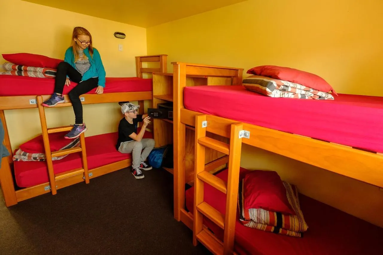 **** Hotel The Old Countryhouse Christchurch New Zealand